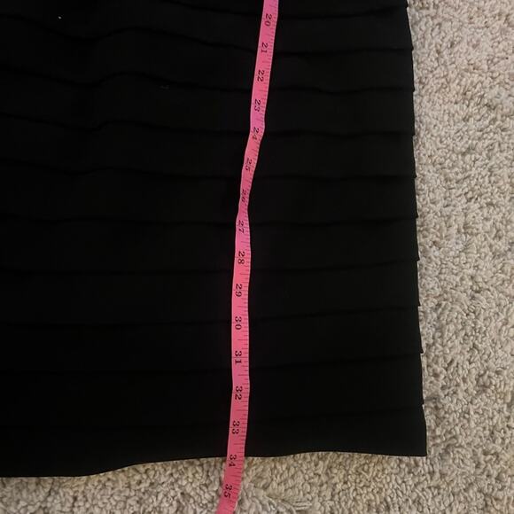 Carmen Marc Valvo Wide Shoulder Black Ruffle Silk Mini Dress Size 10 - Picture 10 of 10